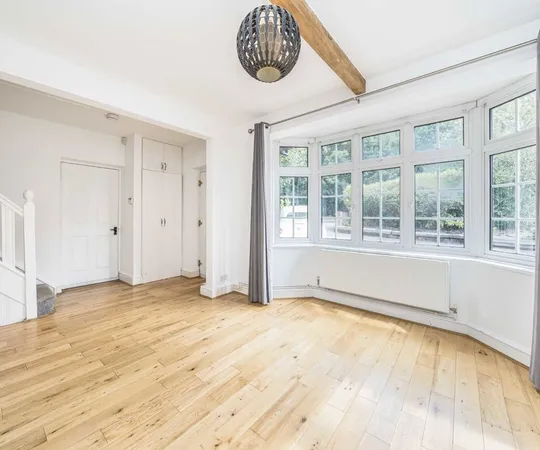 House B374 in Elmbridge
