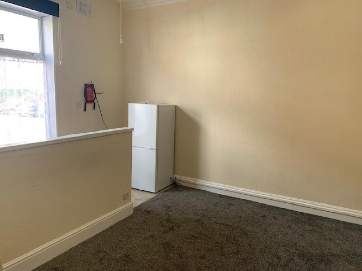 Flat Crompton Street in Derby