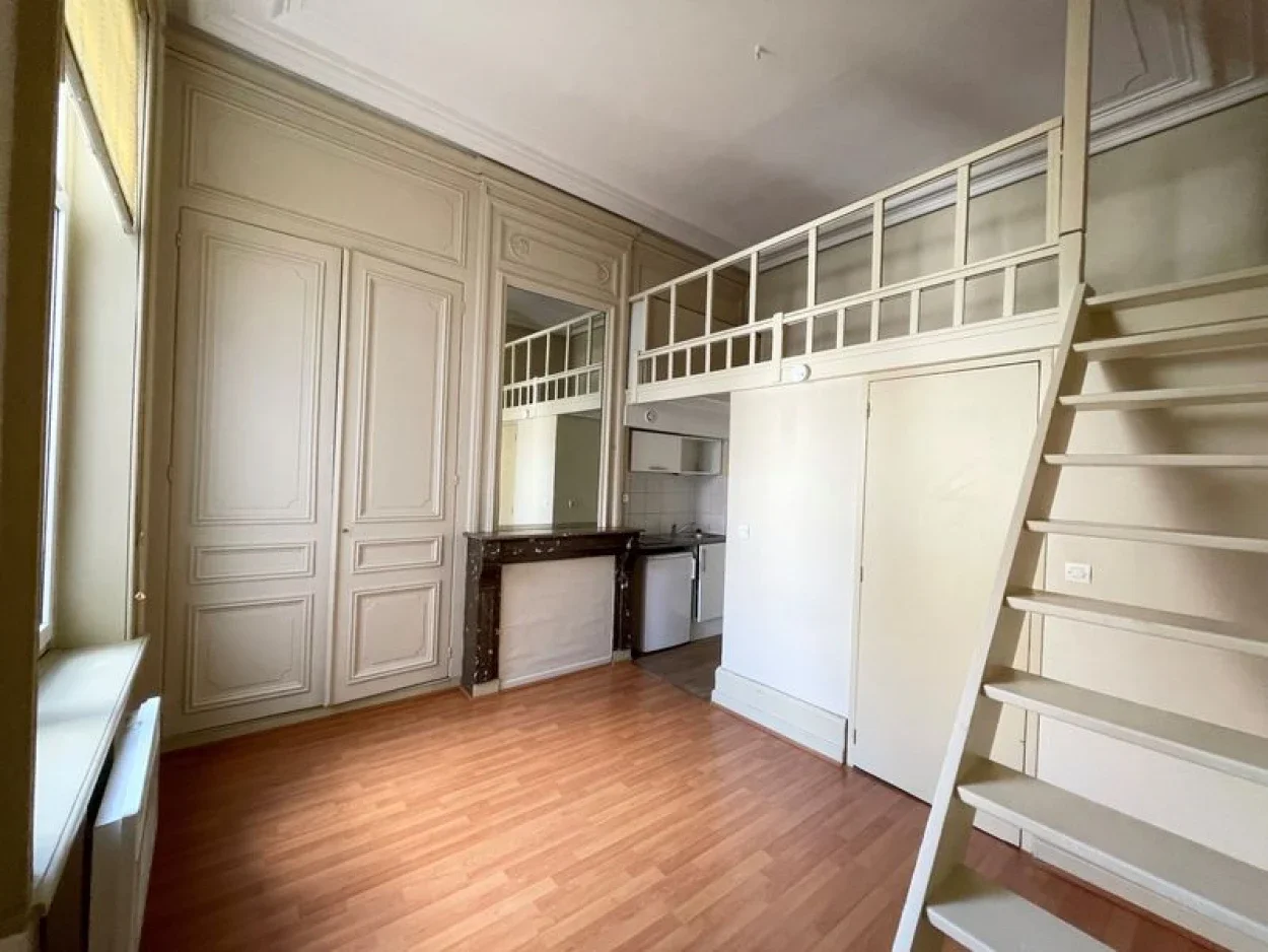 Flat Rue Nationale in Lille