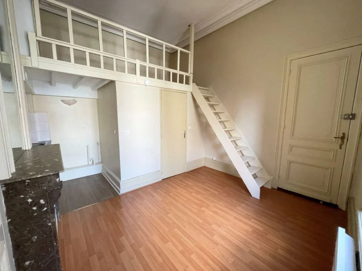 Flat Rue Nationale in Lille