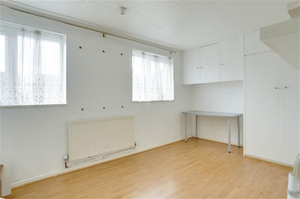 House Wauthier Close in London