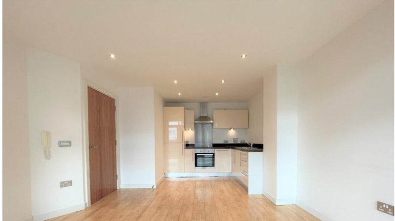 Flat Gotts Road in Leeds