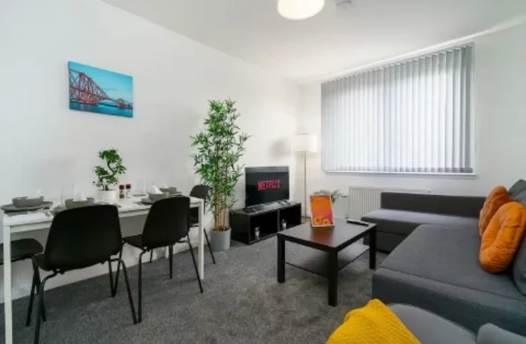 Flat Northmuir Drive in Wishaw