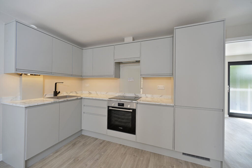 Flat Junction Place in Waverley