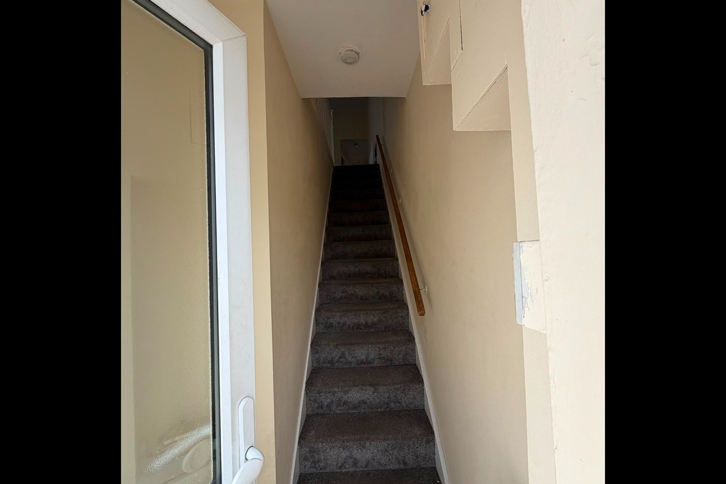 Flat Adelaide Road in Greater London