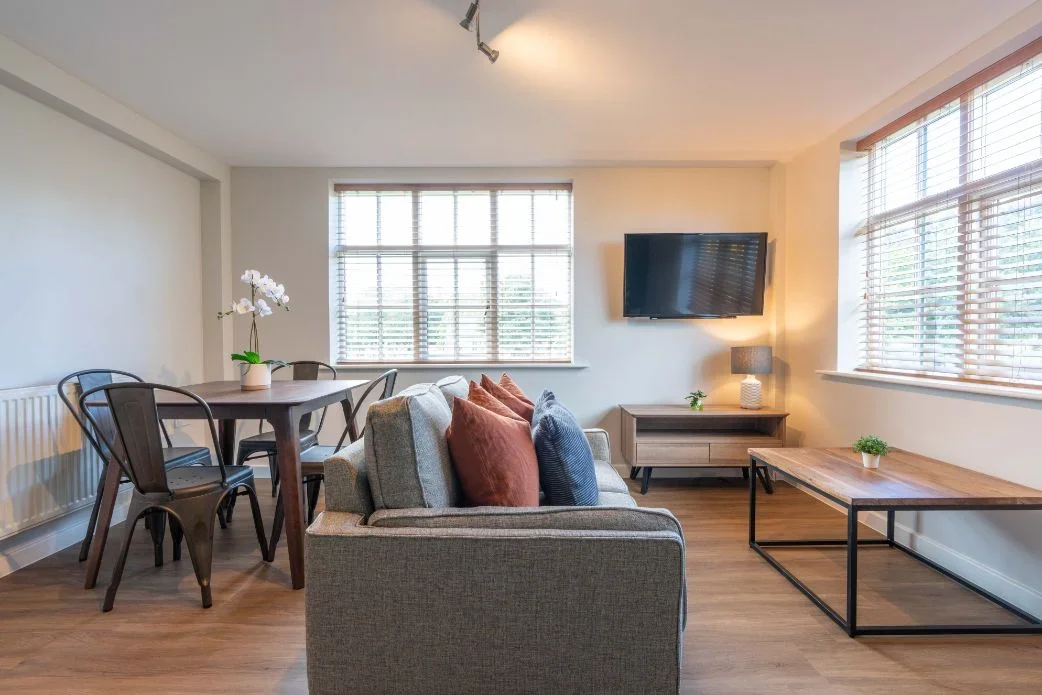 Flat Jesmond Road in Newcastle upon Tyne