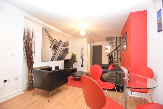 Flat Rockingham Lane in Sheffield