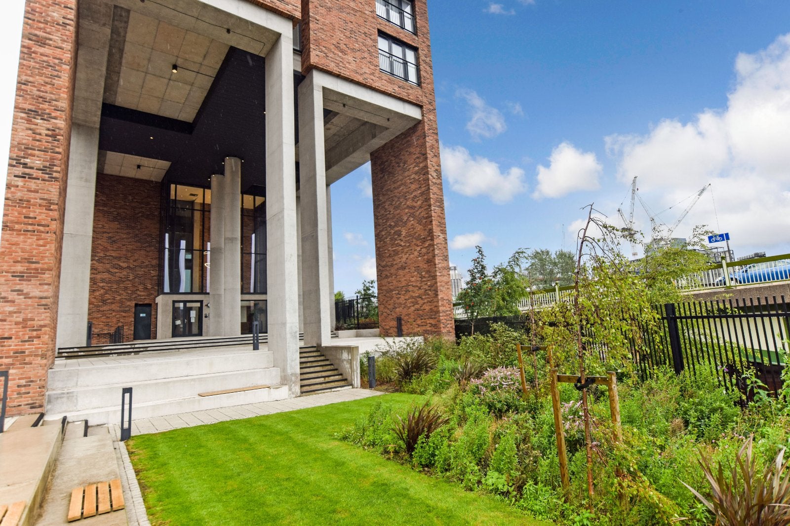 Flat Ordsall Lane in Salford
