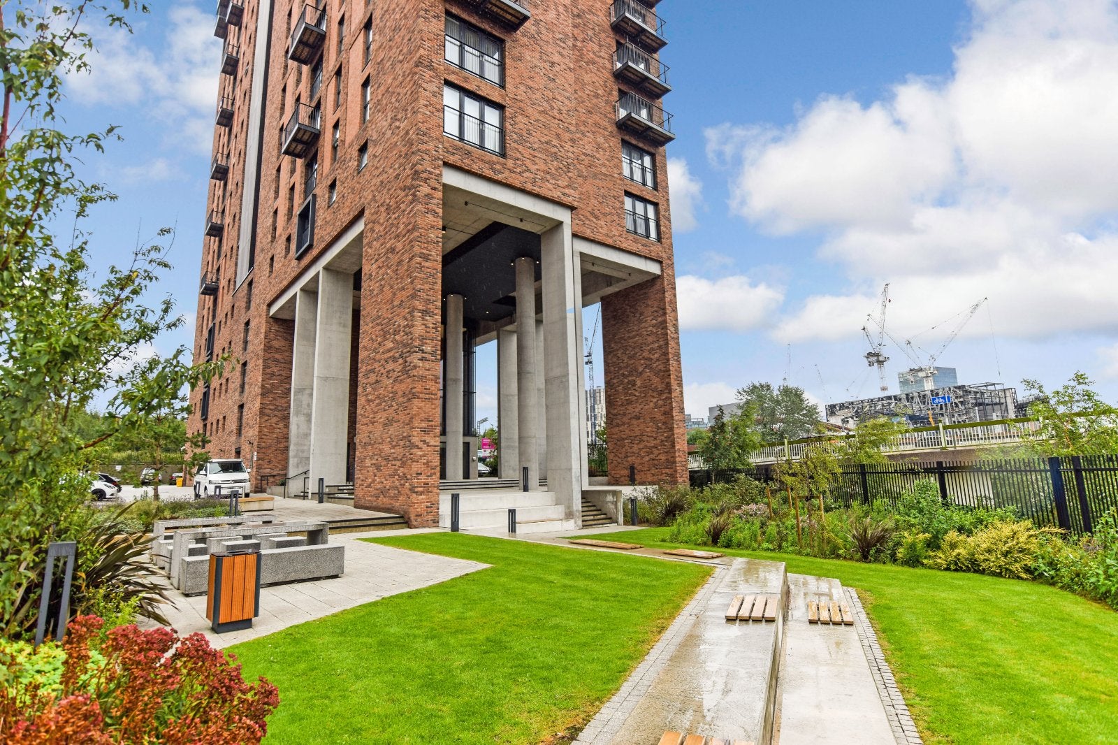 Flat Ordsall Lane in Salford