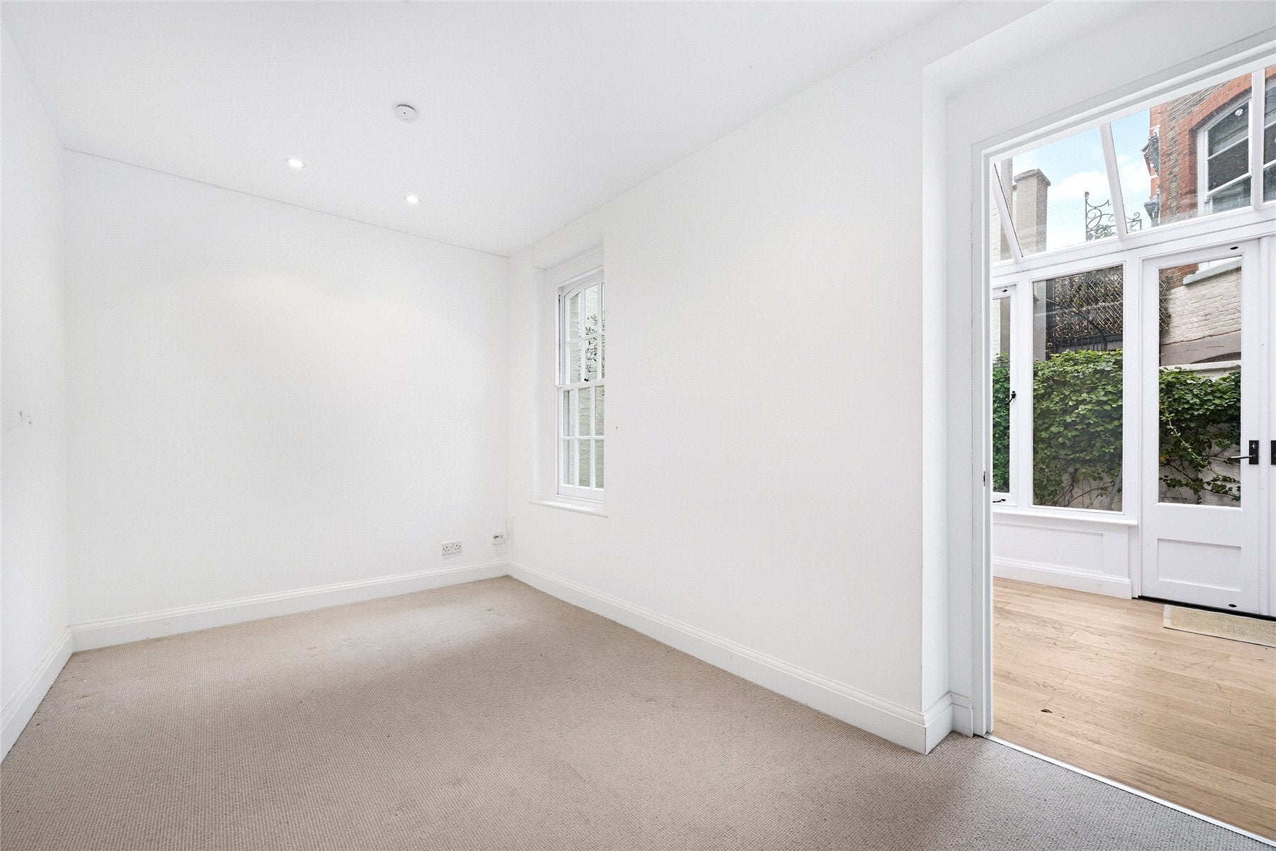 Flat Cadogan Square in Greater London