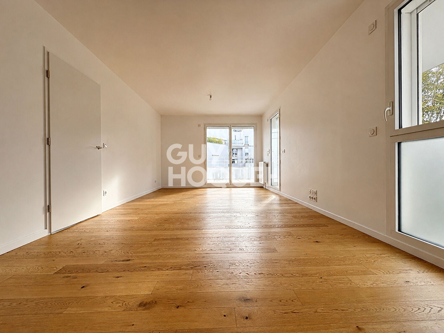 Flat Rue Barbara in Pantin