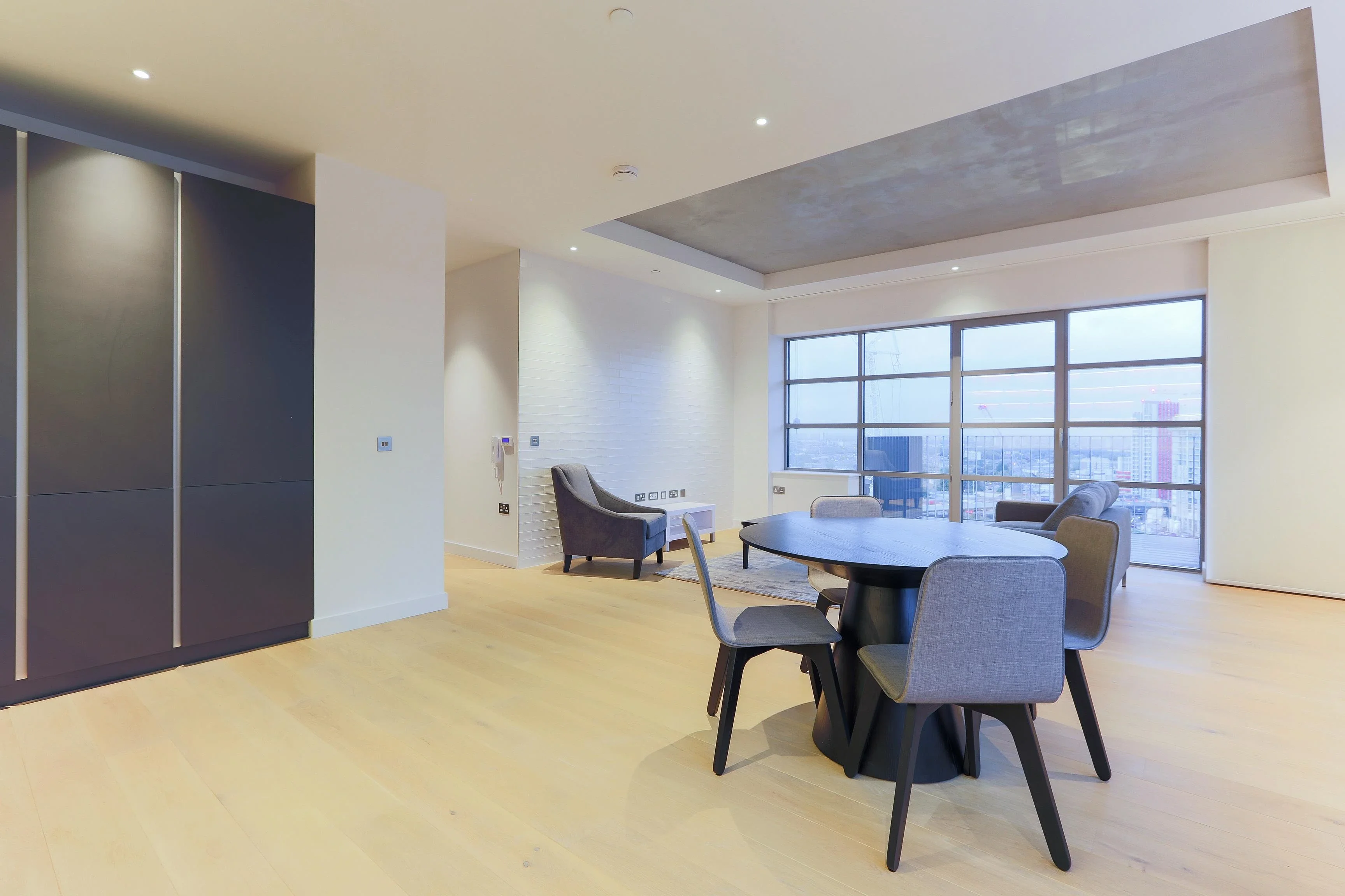 Flat Hope Street in Greater London