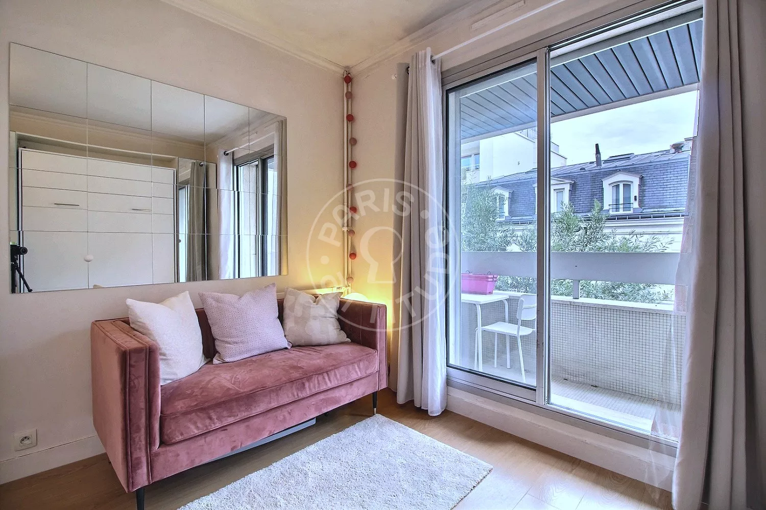 Appartement Rue Jacques Dulud à Neuilly-sur-Seine