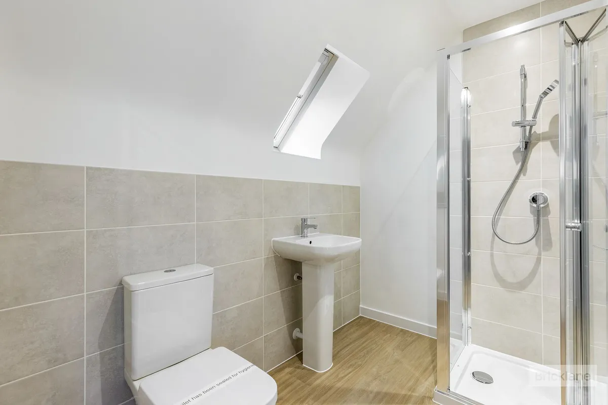 House Hammond Close in Corby