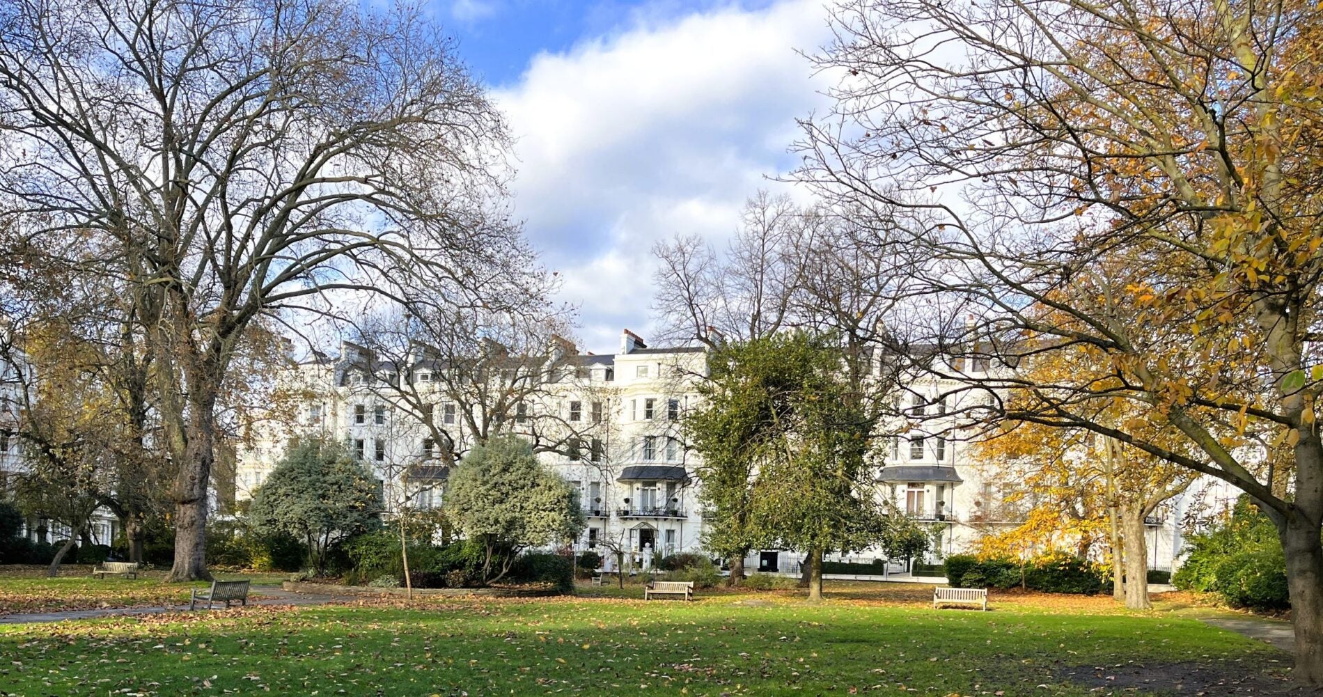 Flat Stanhope Gardens in Greater London