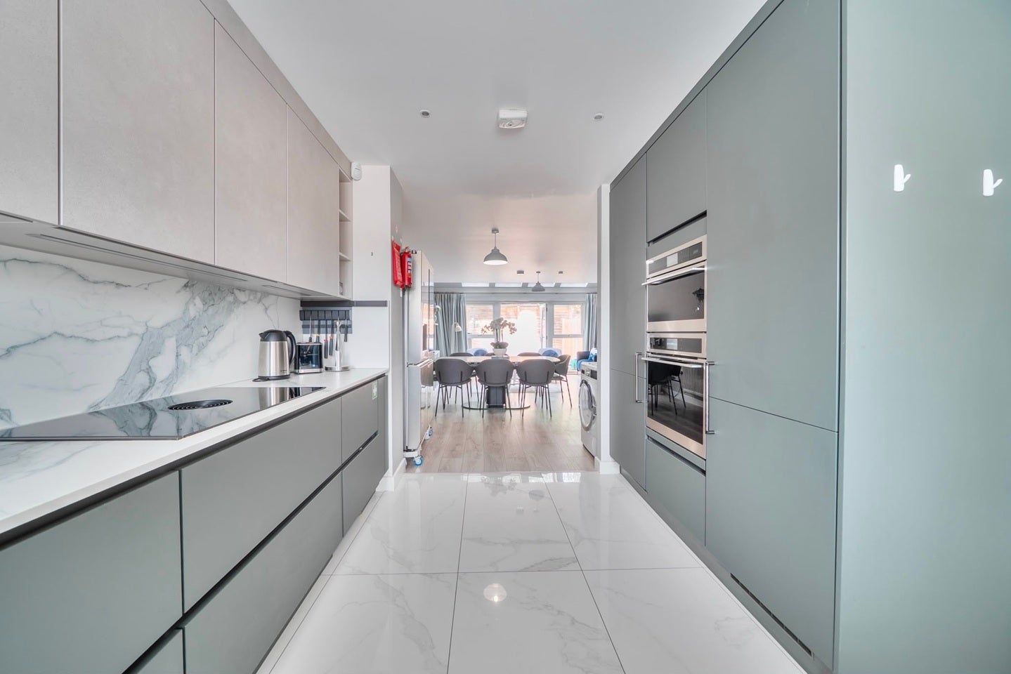 House Becket Close in Greater London