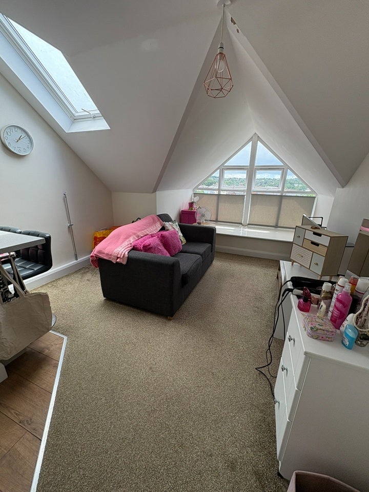 Flat Vale Avenue in Tunbridge Wells