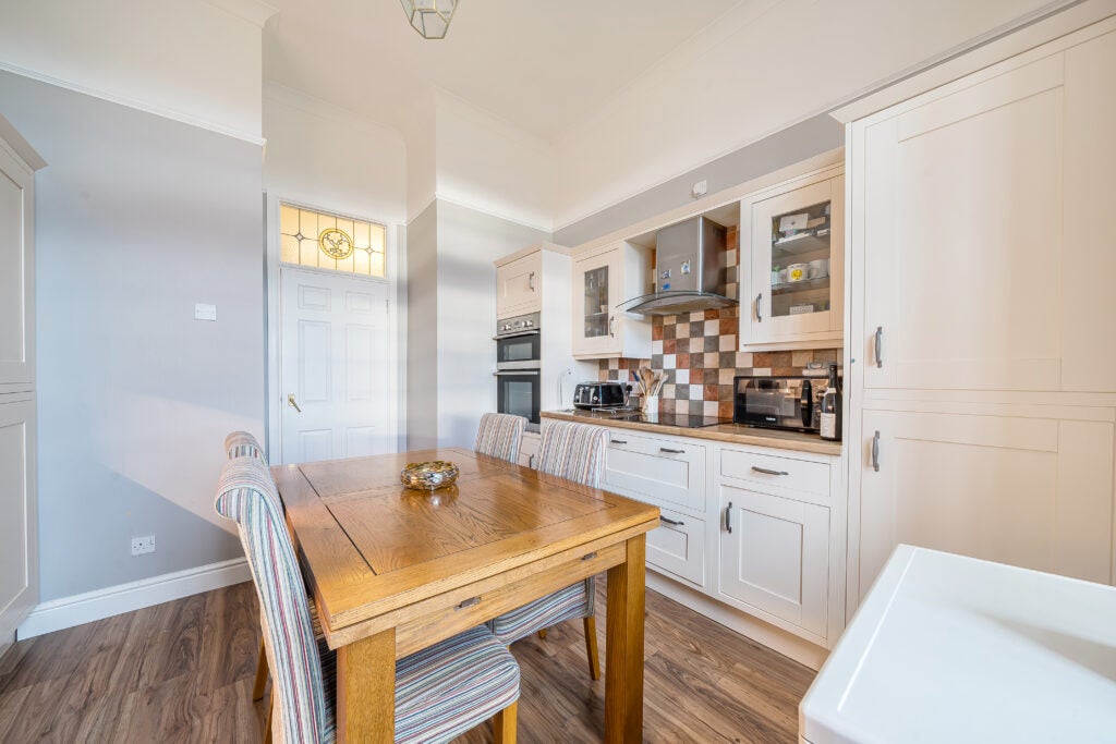 Flat Fernden Lane in Chichester