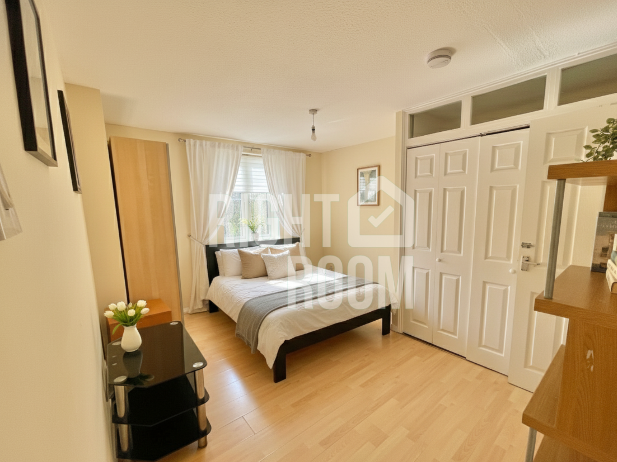 Room Garnet Walk in Greater London