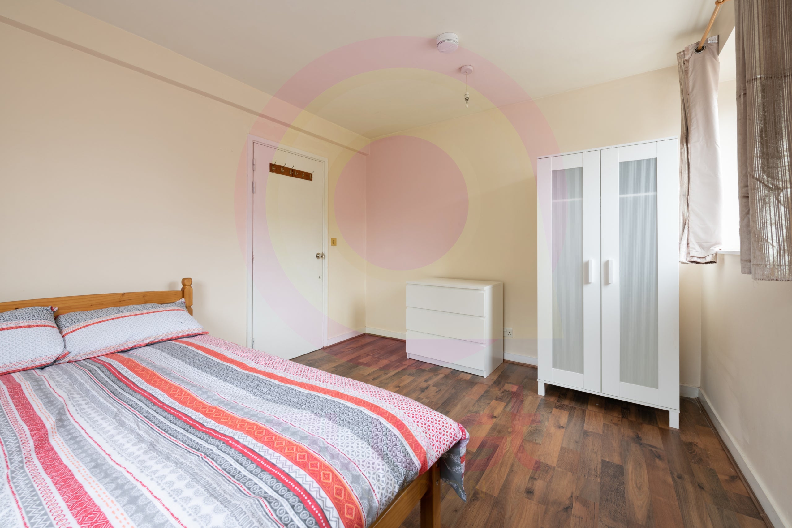 Flat Usk Street in Greater London