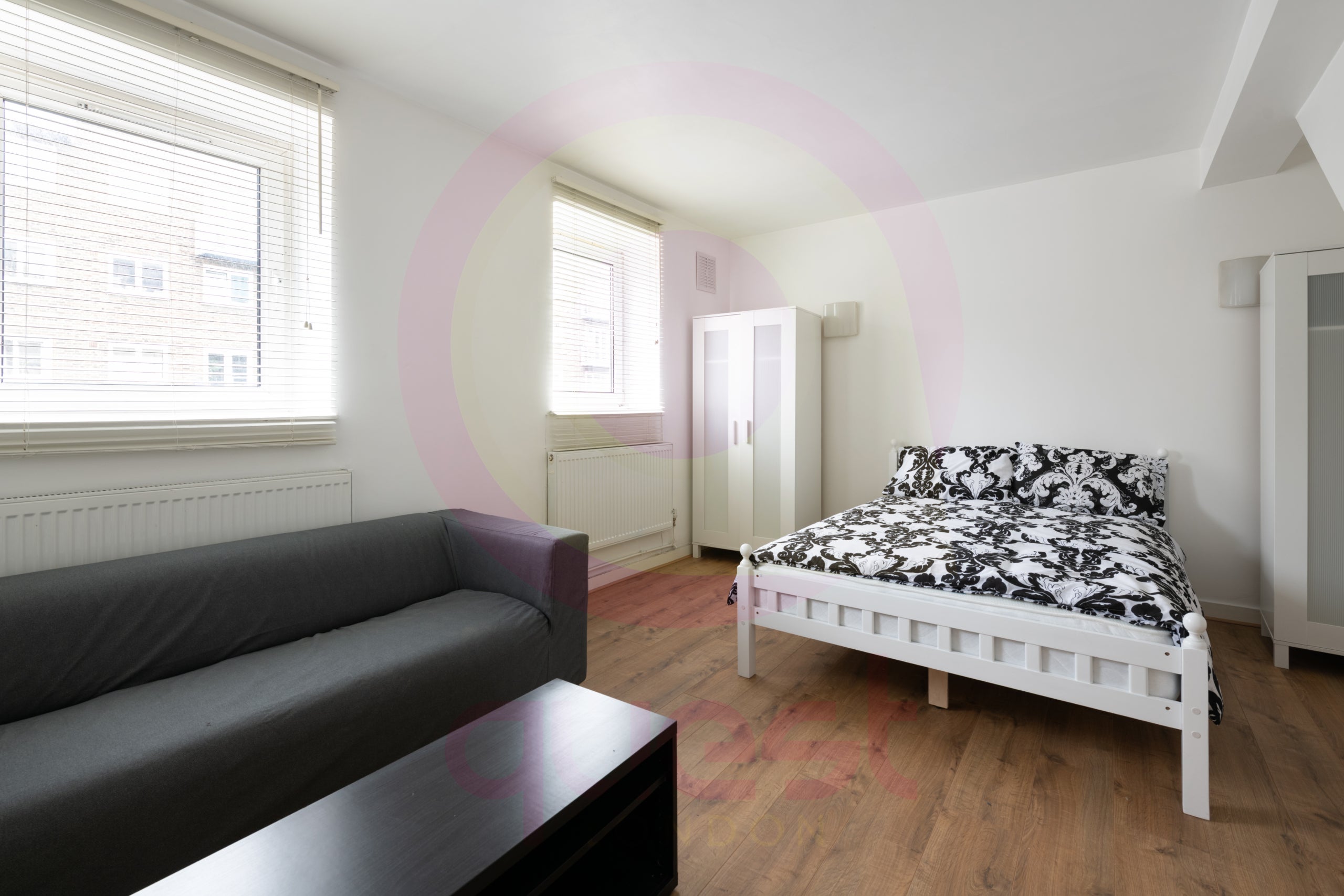 Flat Usk Street in Greater London