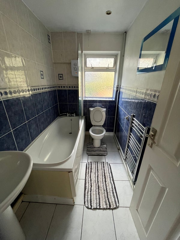 Flat Clymping Dene in Greater London