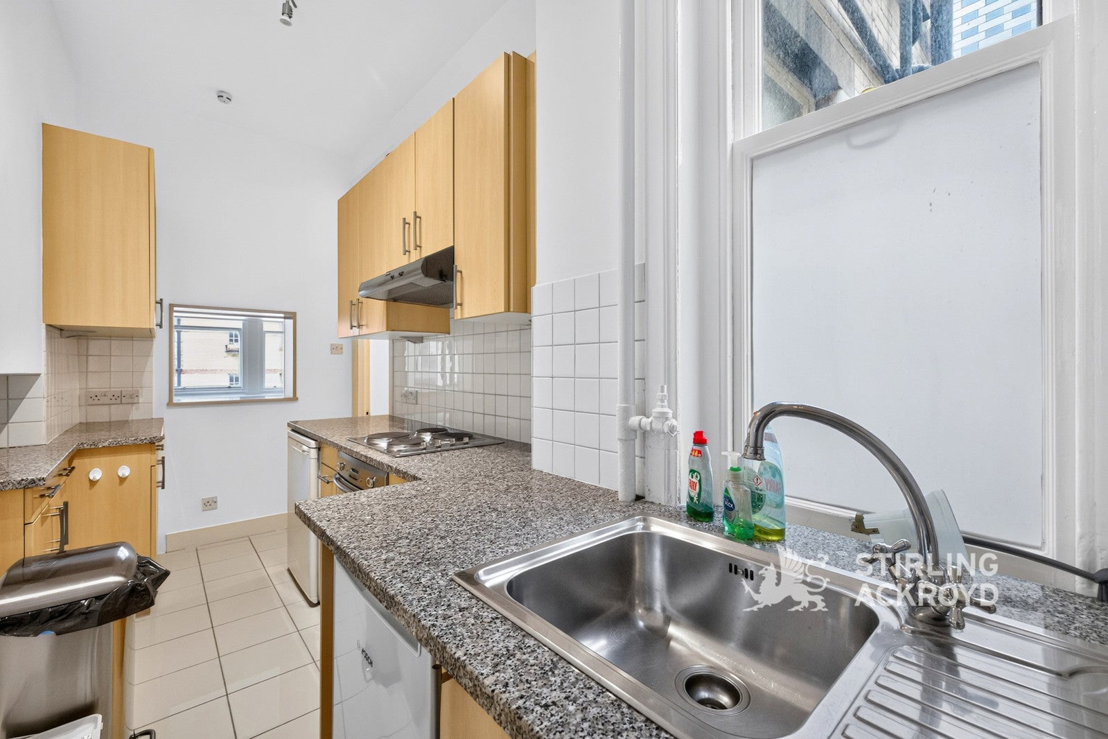 Flat Ridgmount Gardens in Greater London