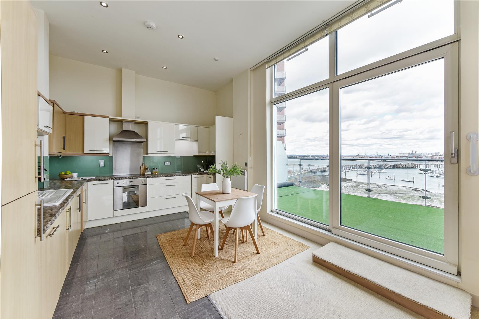 Flat Mumby Road in Gosport