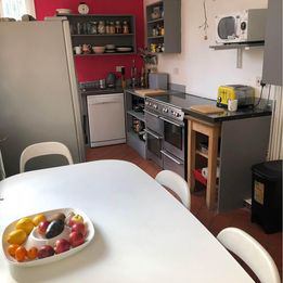Room Vicarage Lane in Leicester