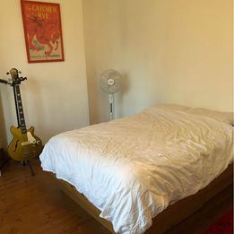 Room Vicarage Lane in Leicester