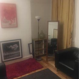 Room Vicarage Lane in Leicester