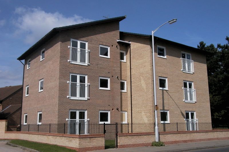 Flat Cranford Drive in Peterborough