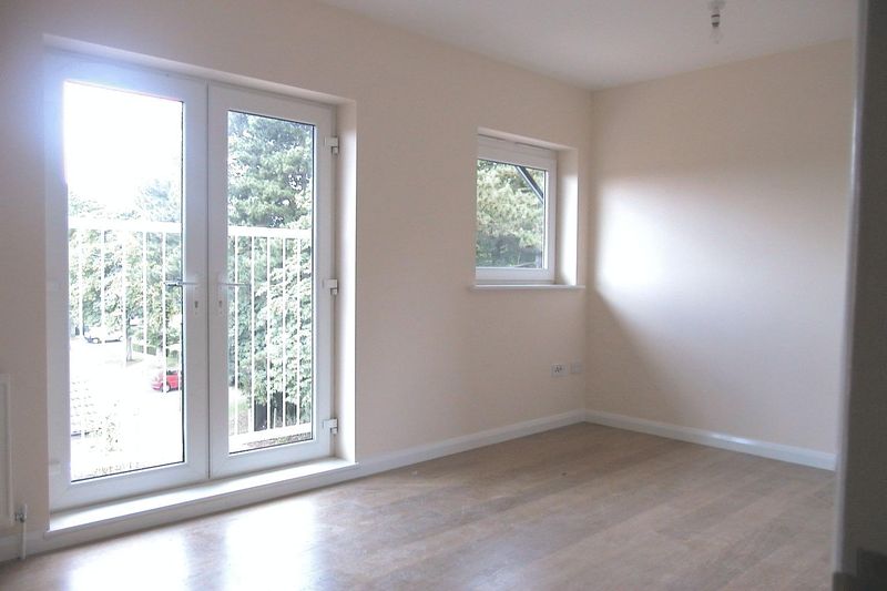 Flat Cranford Drive in Peterborough