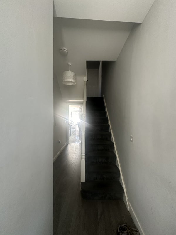 Room Hollydale Road in Greater London