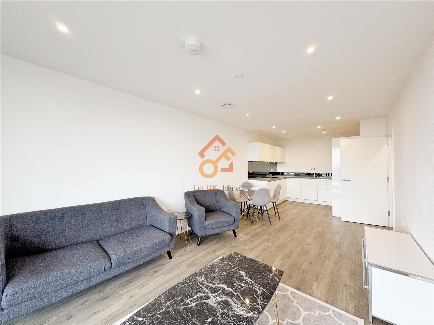 Flat Kensington Gardens Square in City of Westminster