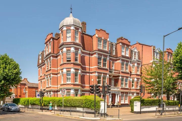 Room Anson Road in Greater London