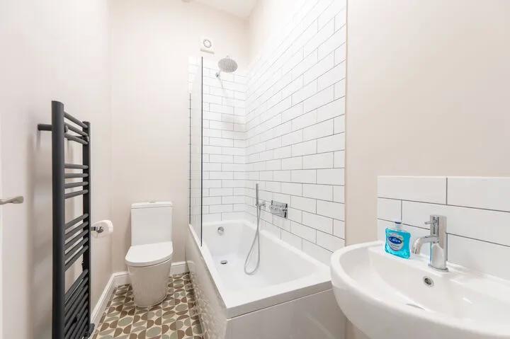 Room Anson Road in Greater London