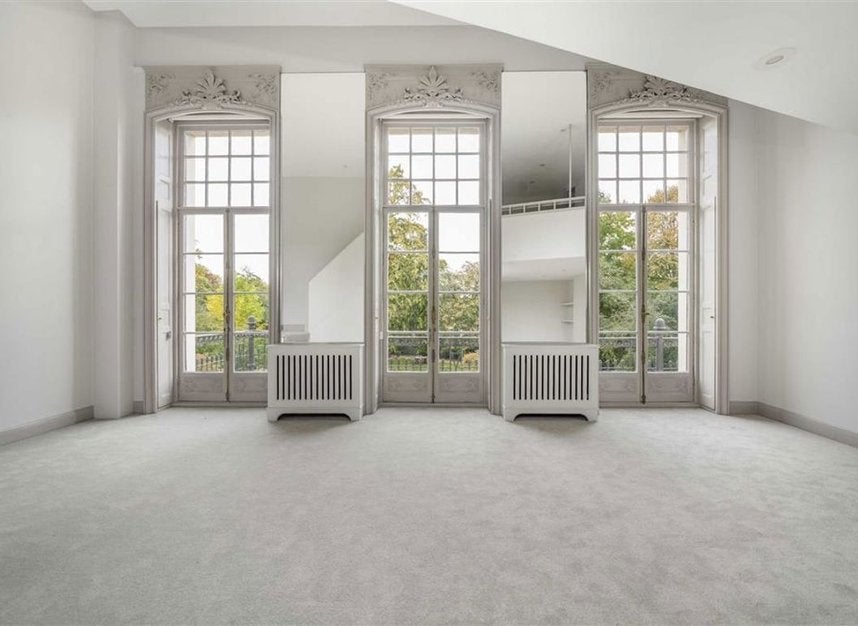 Flat Hyde Park Gardens in City of Westminster