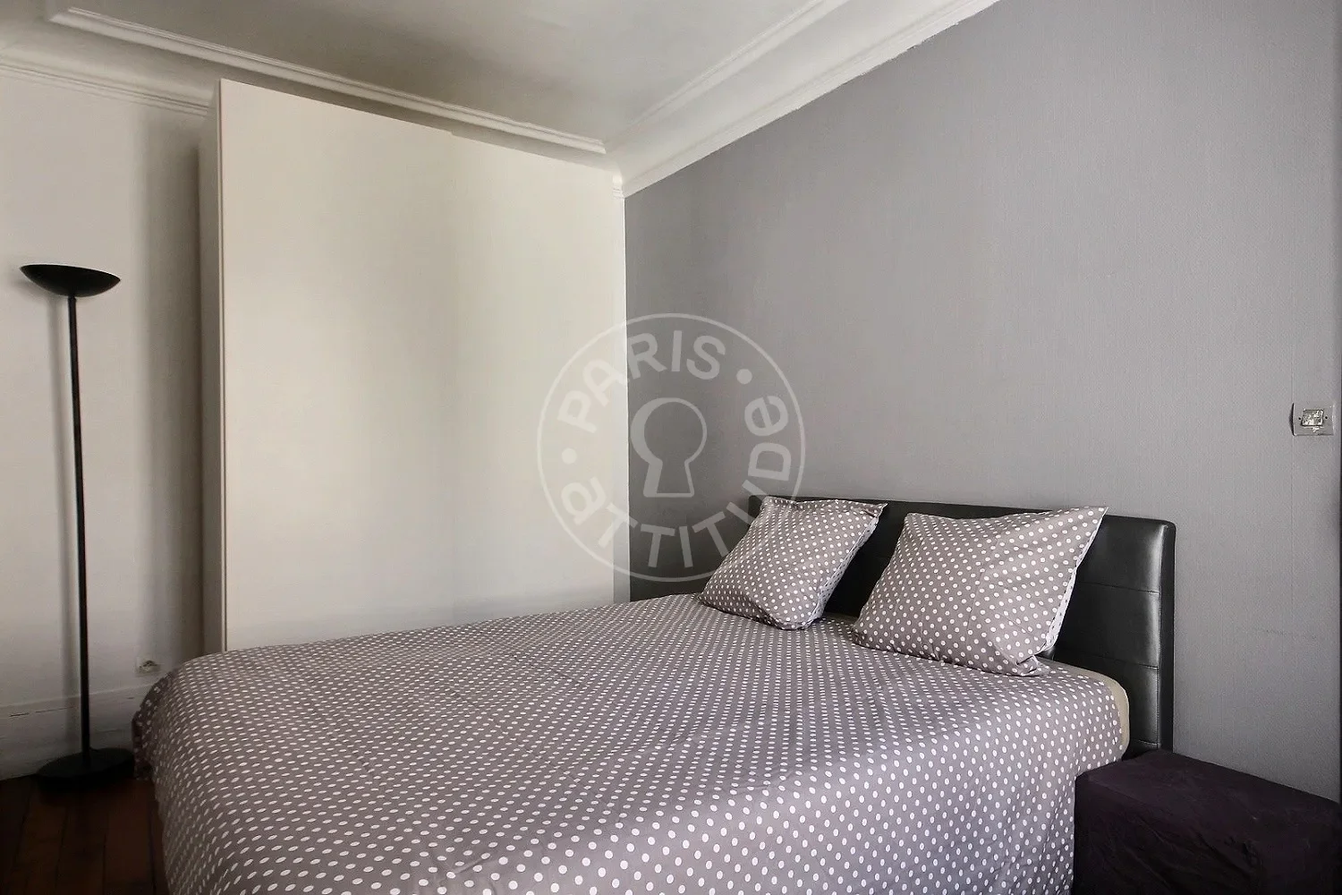 Appartement Rue Crozatier à Paris