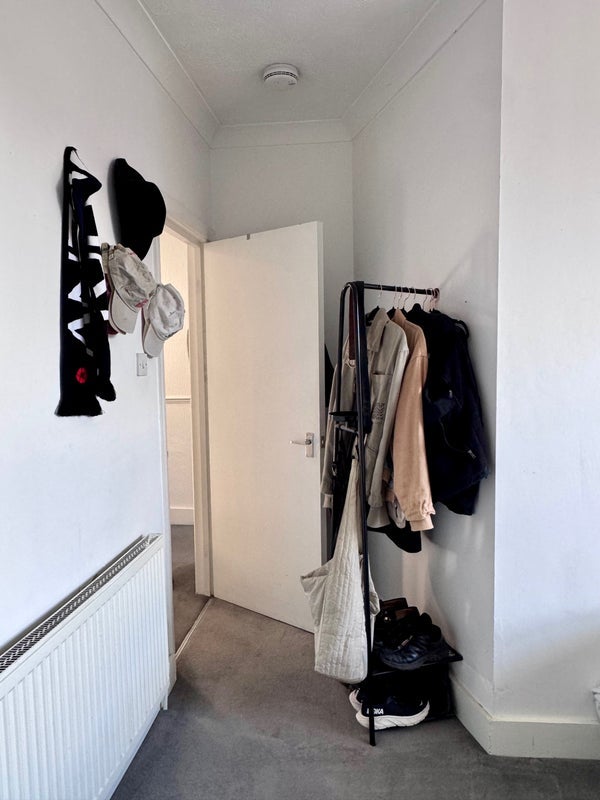 Room Stockwell Road in Greater London