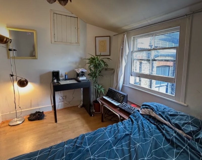 Room Princess May Road in Greater London