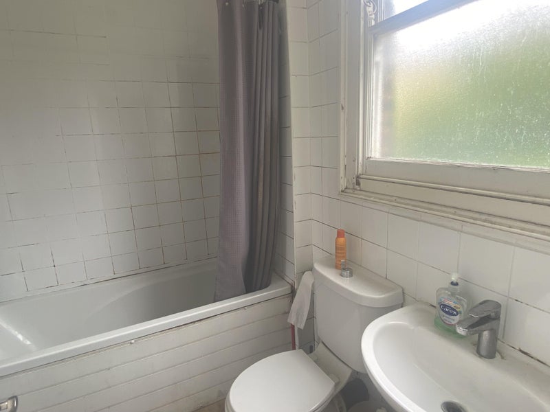 Room Princess May Road in Greater London