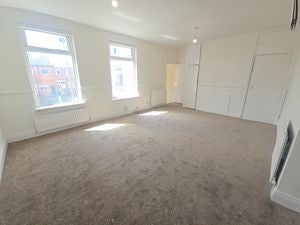 Flat Ravensworth Street in Bedlington Station