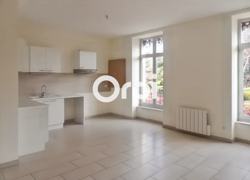 Appartement Avenue Étienne Billard à Saint-Symphorien-sur-Coise