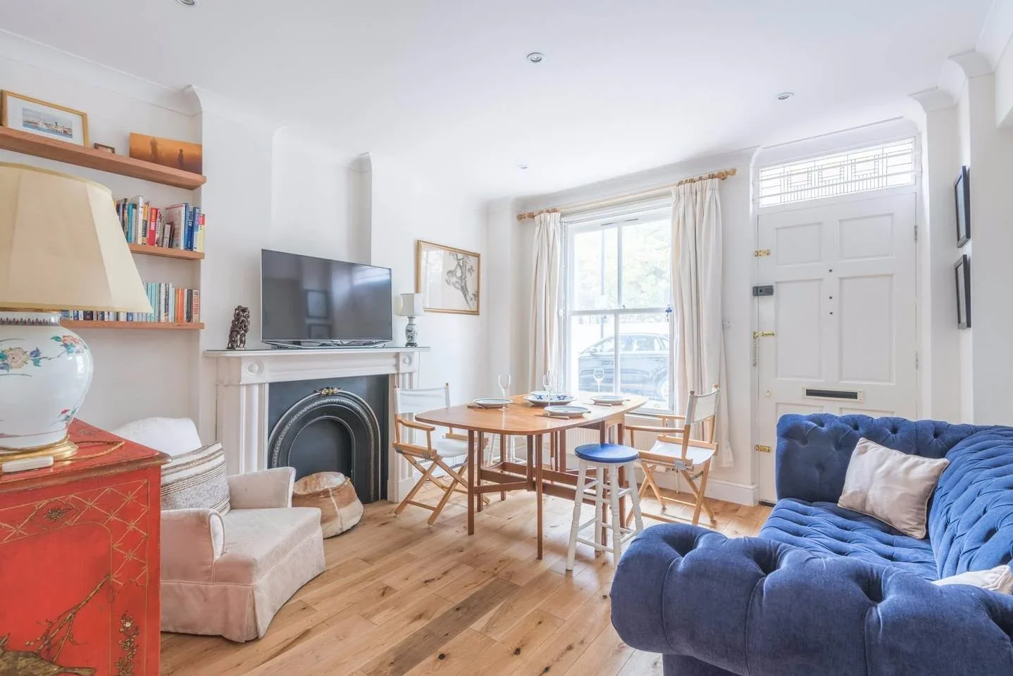 Flat Esterbrooke Street in City of Westminster