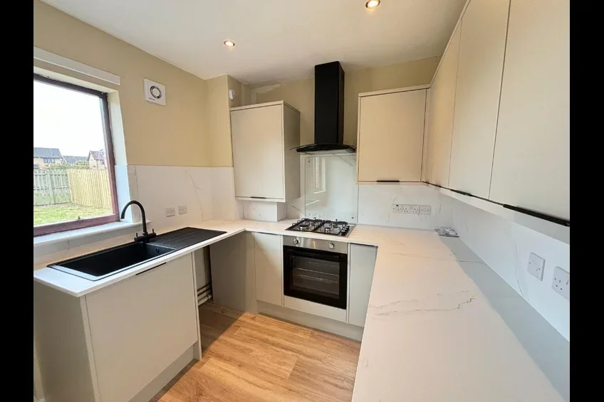 House Whitesbridge Close in Elderslie