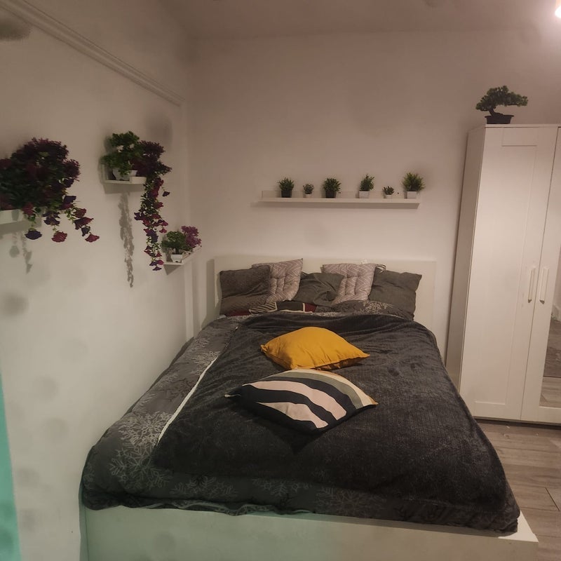 Room Fairholme Road in Greater London