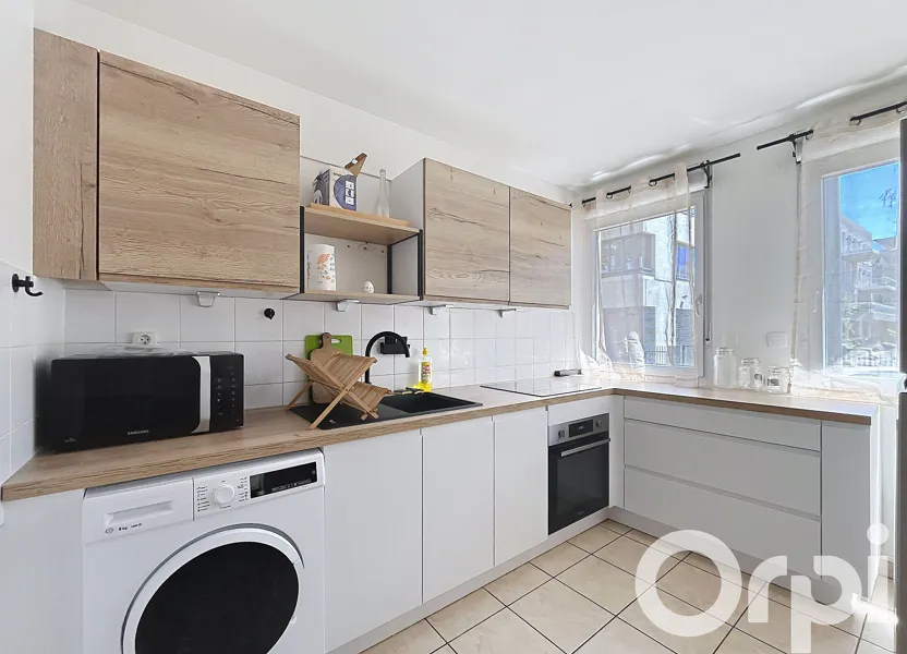 Flat Rue Clos Poncet in Villeurbanne