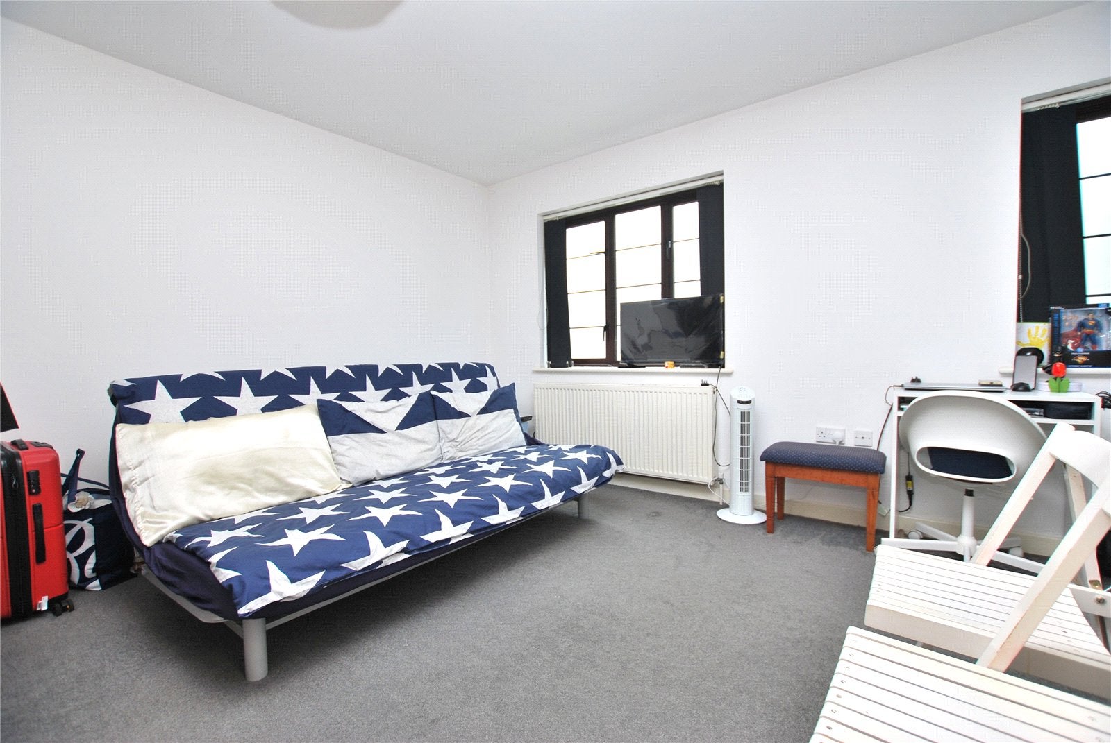 Flat Epsom Road in Guildford