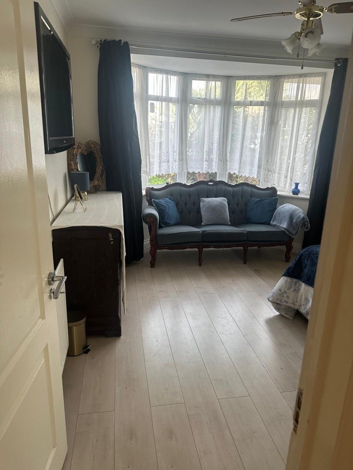 Room Friar Road in Greater London